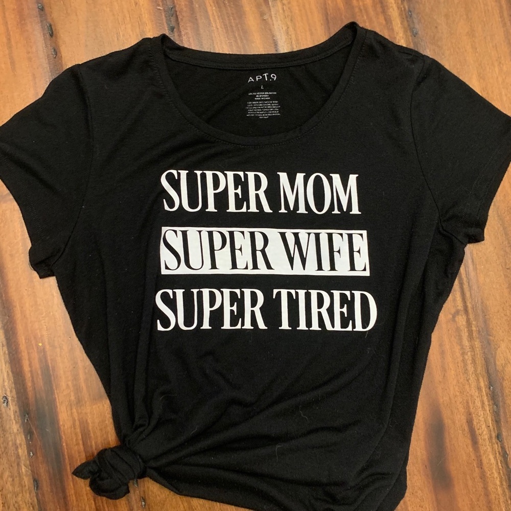 Graphic tee